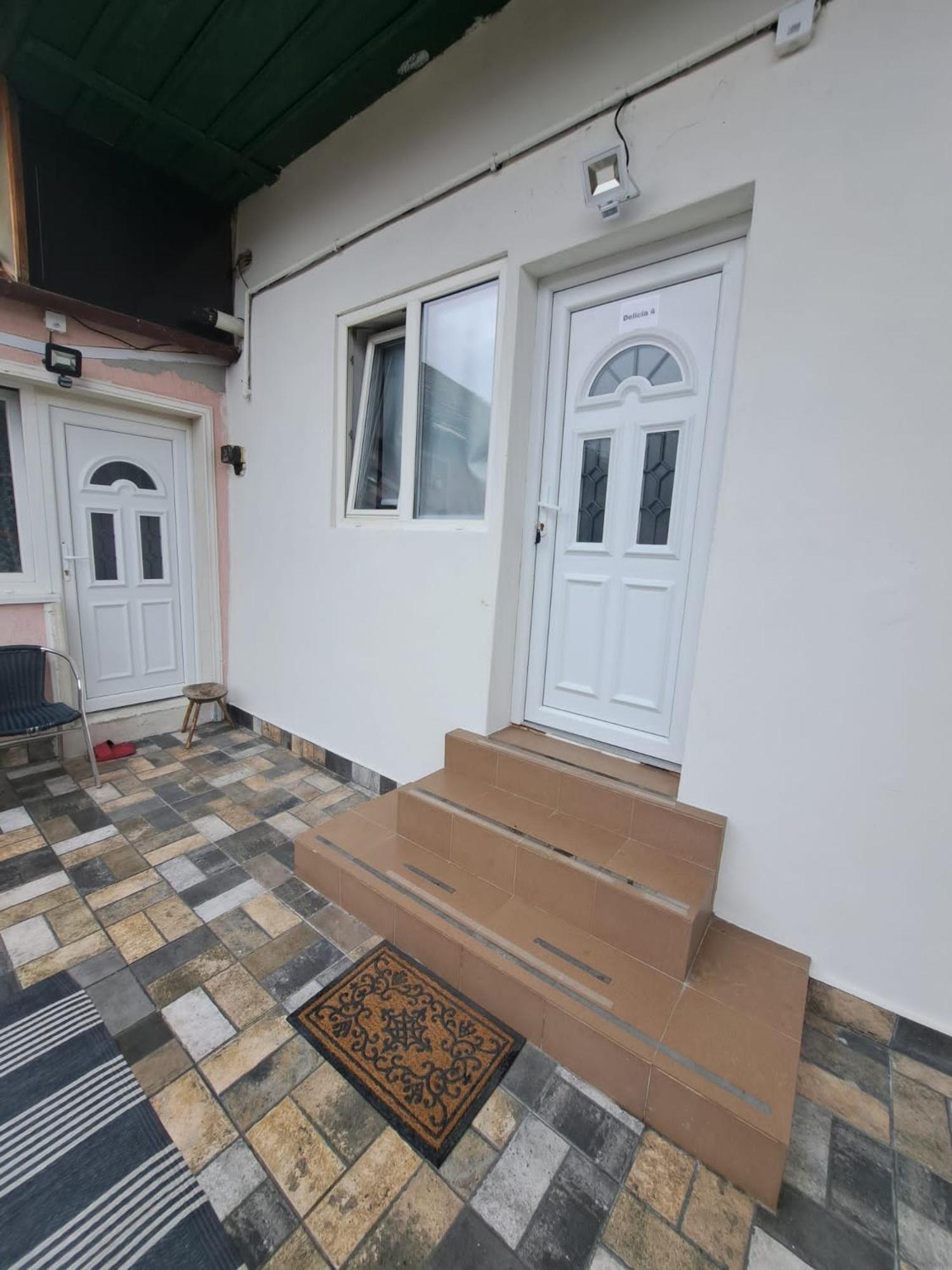 Free Garage In The Center-Delicia 4 Studio! Сибиу Екстериор снимка